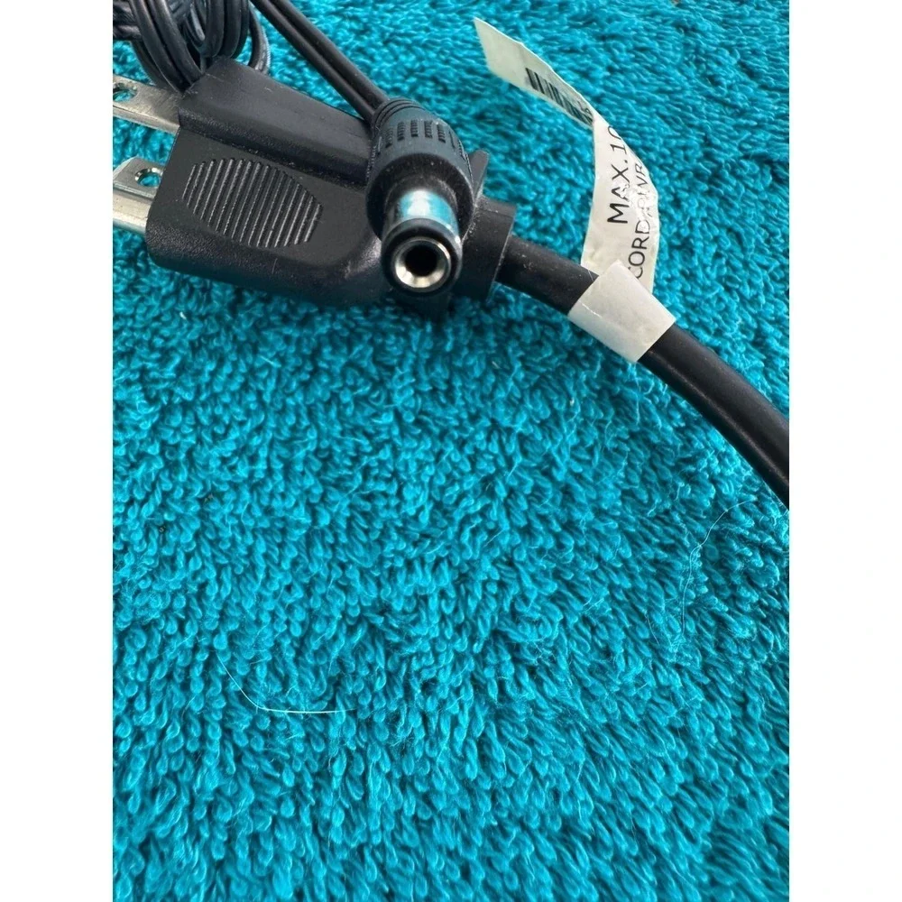 Polycom Power Supply Adapter 24V 500mA Model SPS-12A-015 with AC Cord